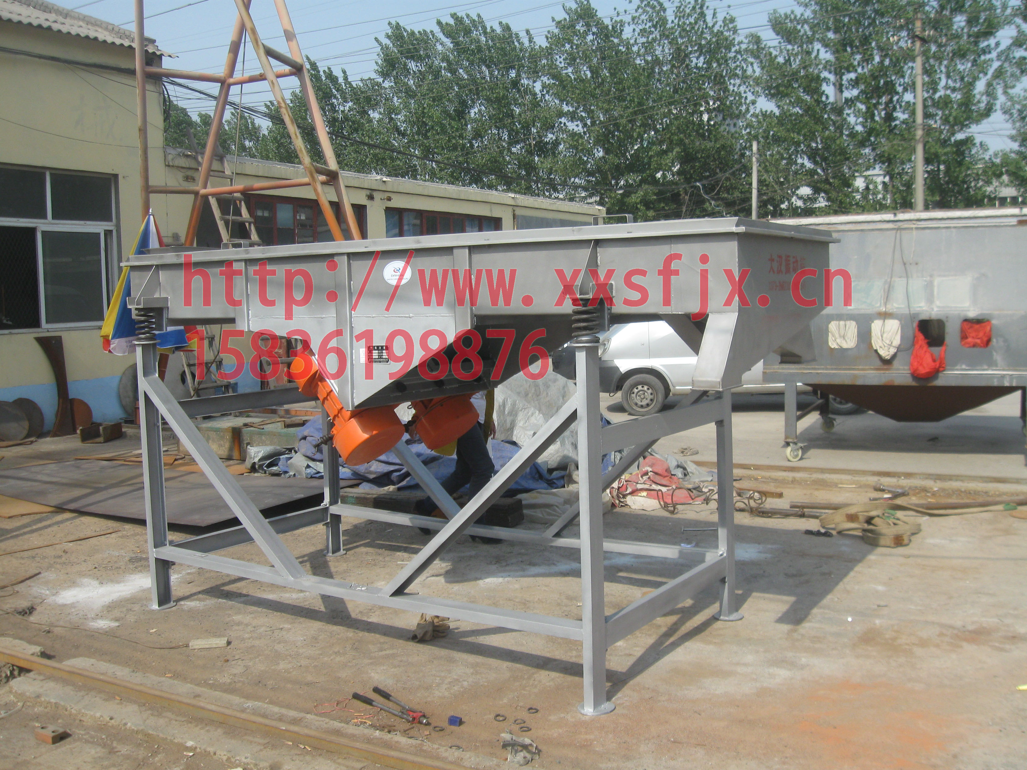 『通知』沈陽(yáng)可視直線篩已發(fā)貨，王女士注意查收！